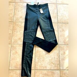 BCBG MaxAzria black leather leggings Eric Size XXS new with tags